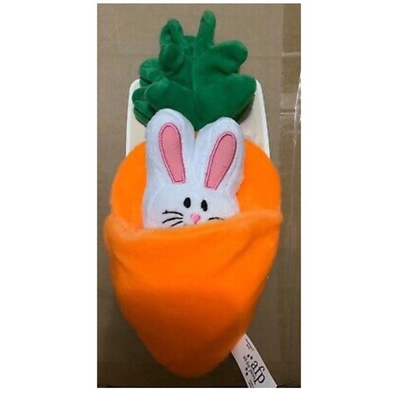 All for Paws Rabbit & Carrot Burrow Dog Toy - Picture 1 of 3